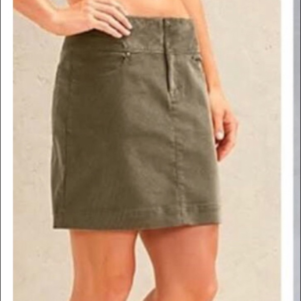 Athleta Vintage Ridge Corduroy Skirt